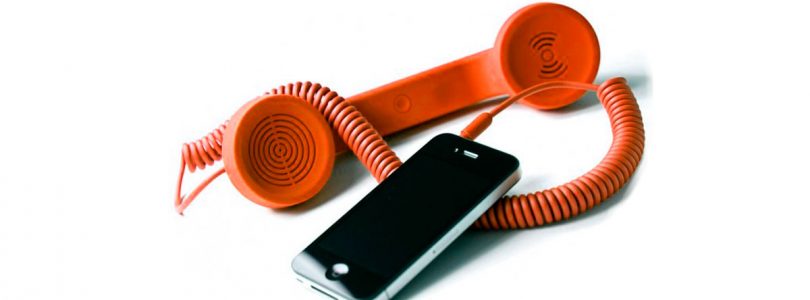 Alô, quem fala? Relembre 5 coisas que você só fazia ou ainda faz com o seu telefone fixo